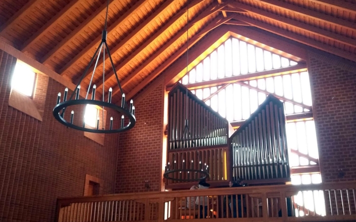 Hangolás után orgonakoncert a templomban