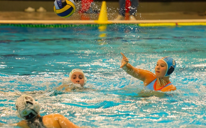 Szépen csillogó ezüst a serdülőknél