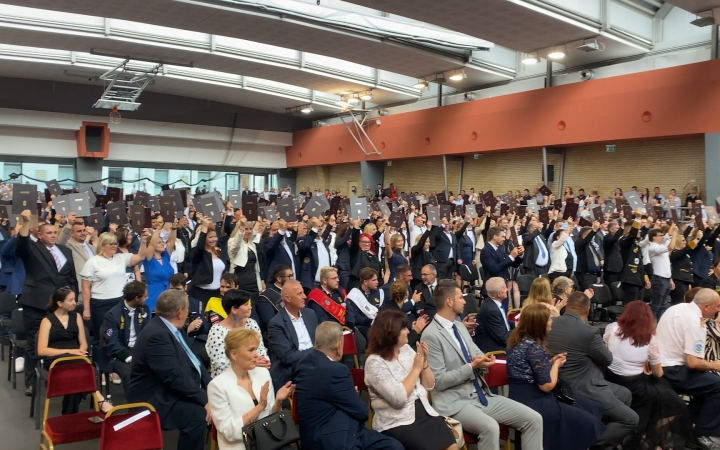 Új diplomásokat köszöntöttek az egyetemen 