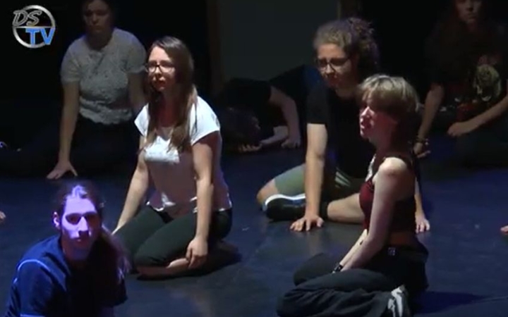 DSTV: POK és SZIG a színpadon