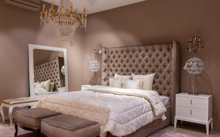 Íme, a legfrissebb trend: falpanel hódít a hálószobákban