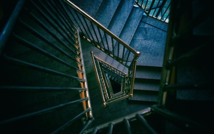 Az építészet jövője: gipszbeton lépcsők és dermesztett beton technológia