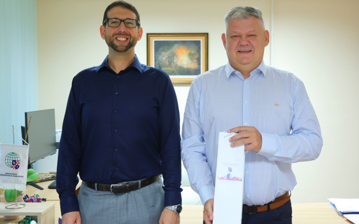 Folyamatos együttműködésben a fejlődésért