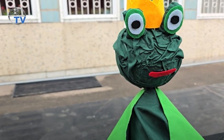 DSTV: színpadi bemutató is színesített