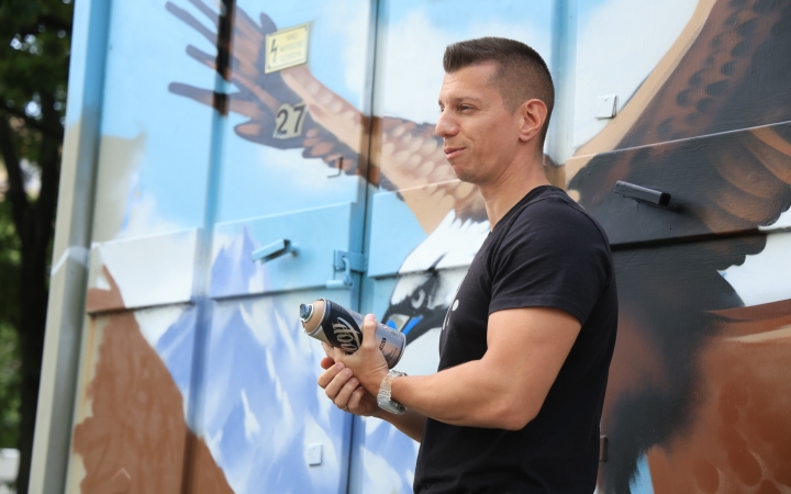 A sas leszállt a Római trafóházon – lakossági fórumtól fejlesztésig és művészetig