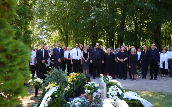 Fájdalmas búcsú Almási Zsolt polgármestertől (galériával)