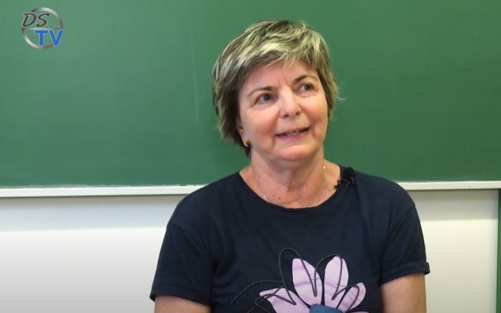 DSTV: nem csak tanár