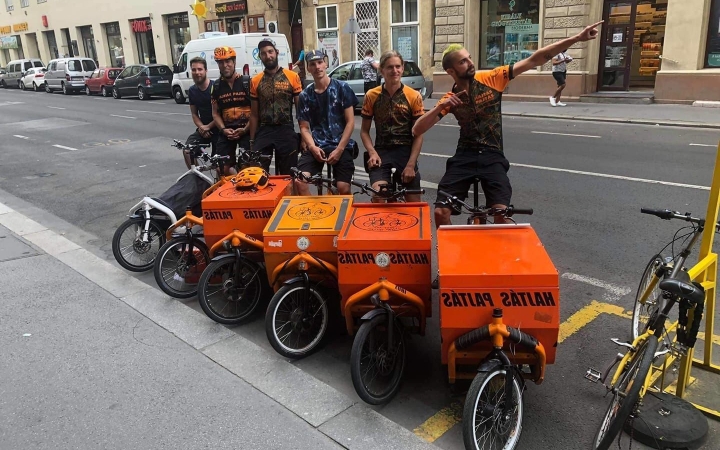 Gyors futárszolgálat a fővárosban - hogyan tarts lépést a webáruházak versenyében?