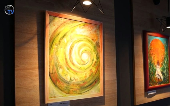 DSTV: a színek szabadsága a Restiben