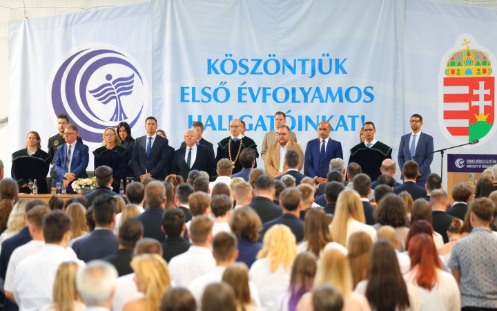 Megkezdődött az idei tanév az egyetemen is