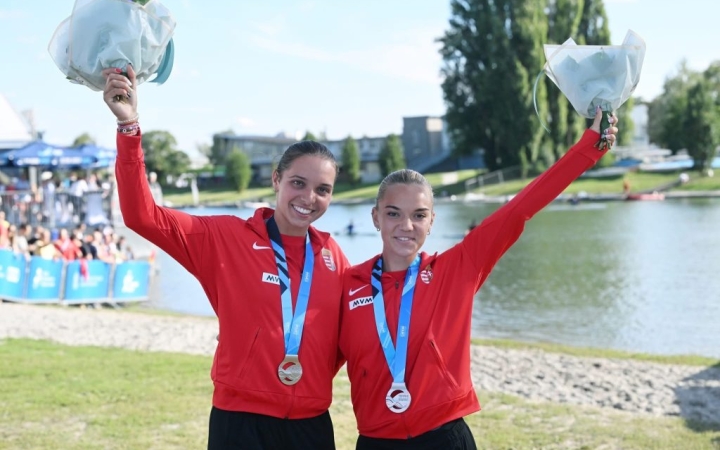 Katona Réka Sáráék ezüstérmesek a vb-n