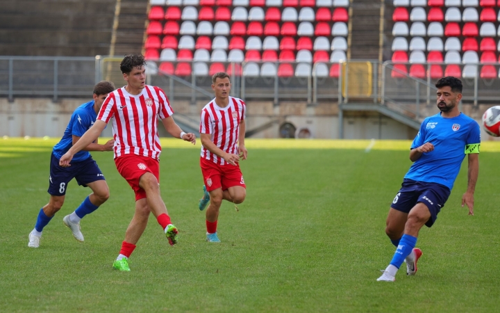 Gólból igen, lapból nem volt hiány a rangadón