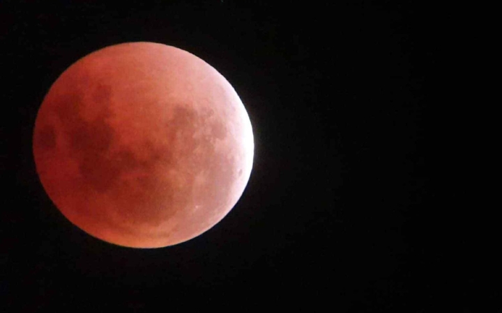 Csodás égi játék helyett és mellett remek közösségi élmény (galériával)