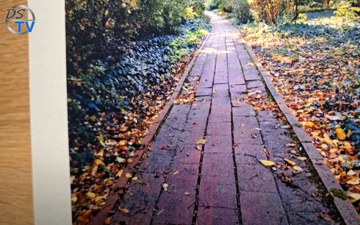 DSTV: diákfotók és gyerekrajzok a Restiben