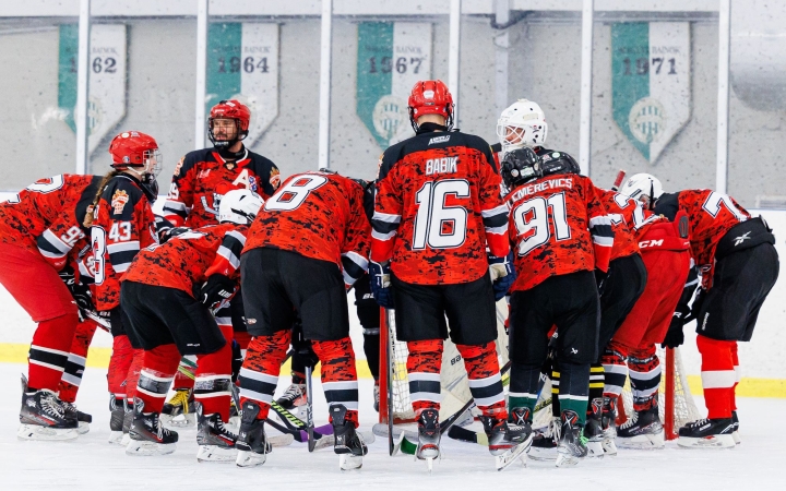 Felemás kezdés a bajnokságban