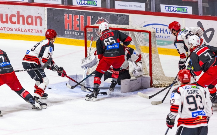 Két harmadig volt esélye a DAB-nak