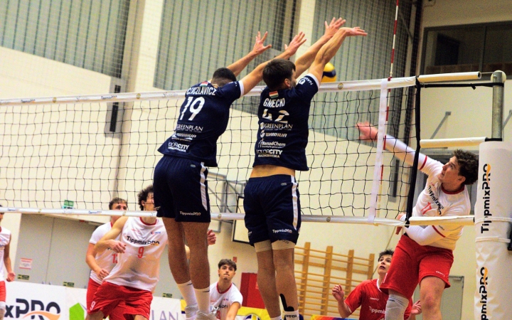 Biztos VRCK-siker a nyitányon