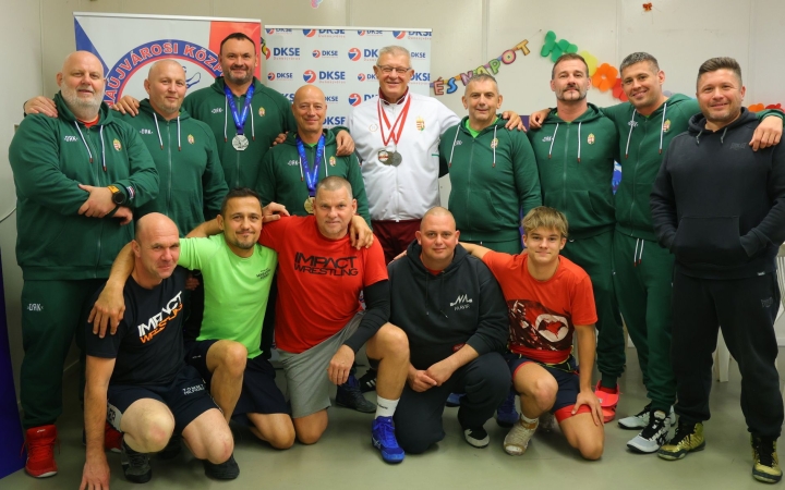 DSTV: veteránok az élvonalban