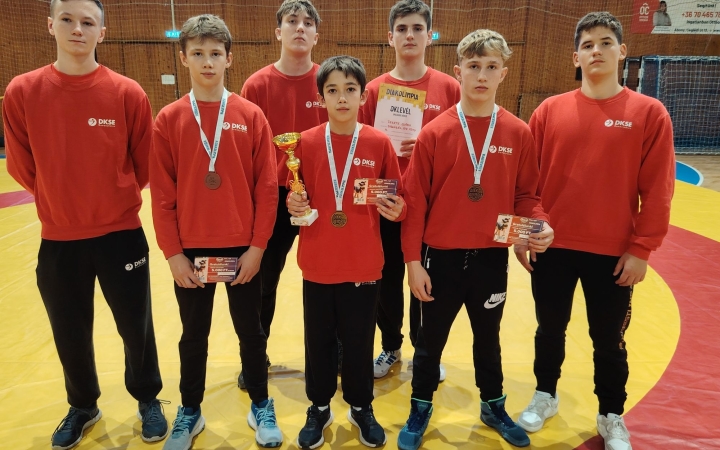 Érmek és pontszerző helyek az országos döntőről