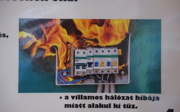 Bemutató a lakástüzek visszaszorításáért