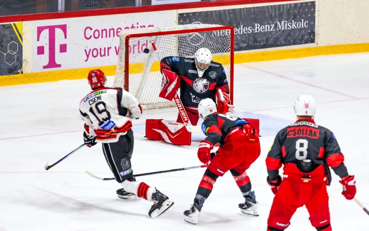 Újra Miskolcon játszanak az Acélbikák