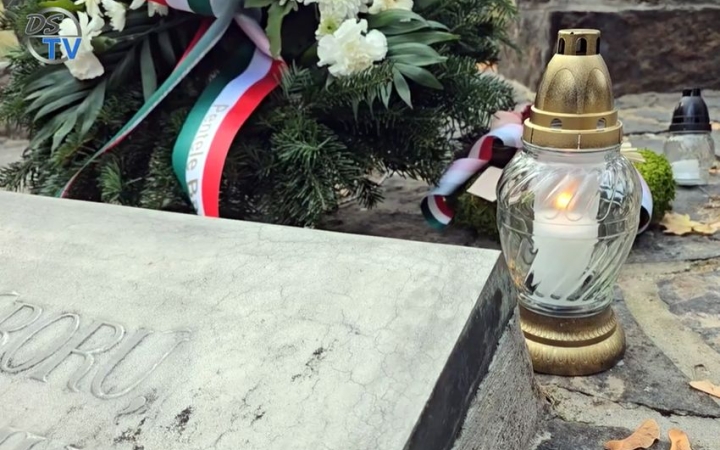 DSTV: közös főhajtás az áldozatok emléke előtt