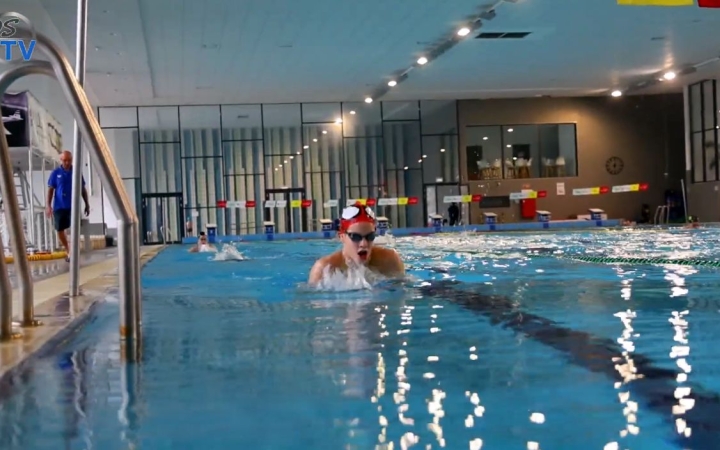 DSTV: régiós edzés az uszodában