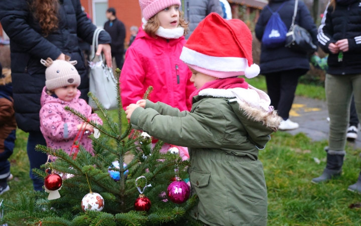 Körzeti gyertyagyújtás és Mikuláslátogatás Körzeti gyertyagyújtás és Mikuláslátogatás