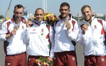 Kajak-kenu vb - Vass Andrásék bronzérmesek az 1000 méteres kenu négyesben