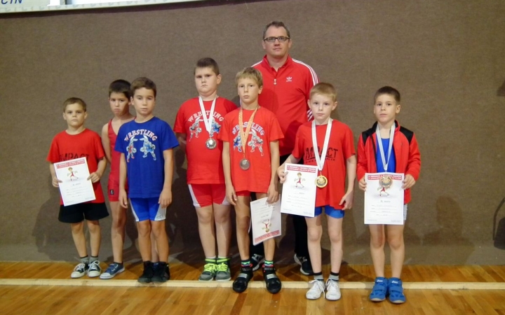 Birkózás: sikerből és csalódásból is jutott