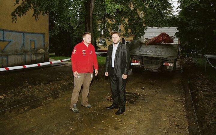 Térköveznek a Kossuth Lajos utcában