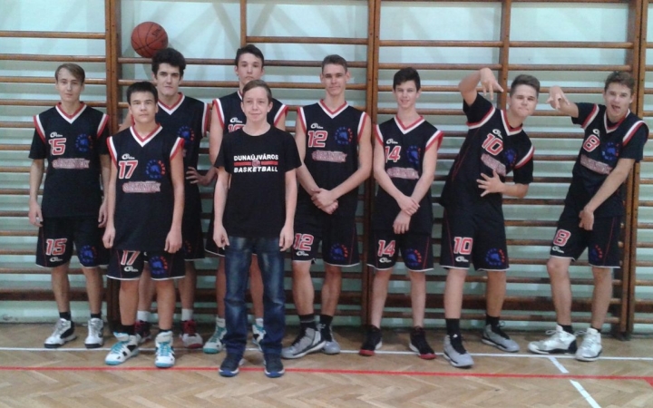 Kosárlabda: sikeres nyitány