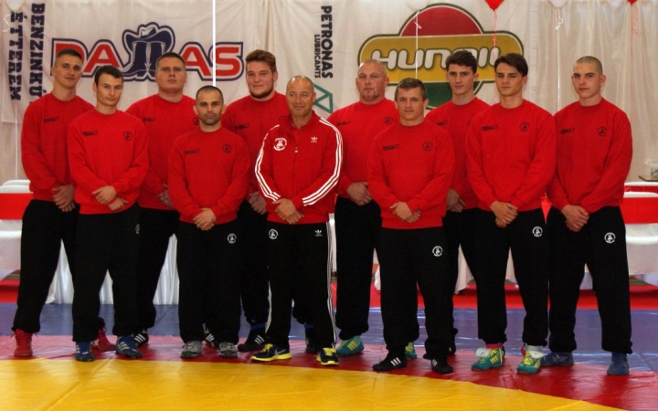 Birkózás: két vereség a bajnokságban