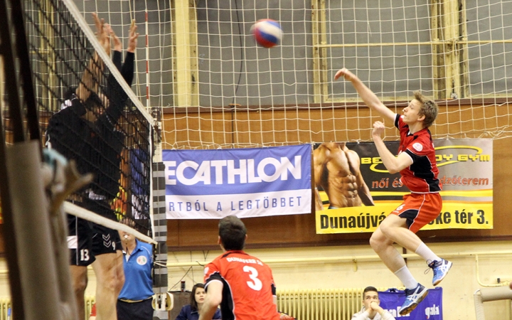 Röplabda: vereség Szolnokon