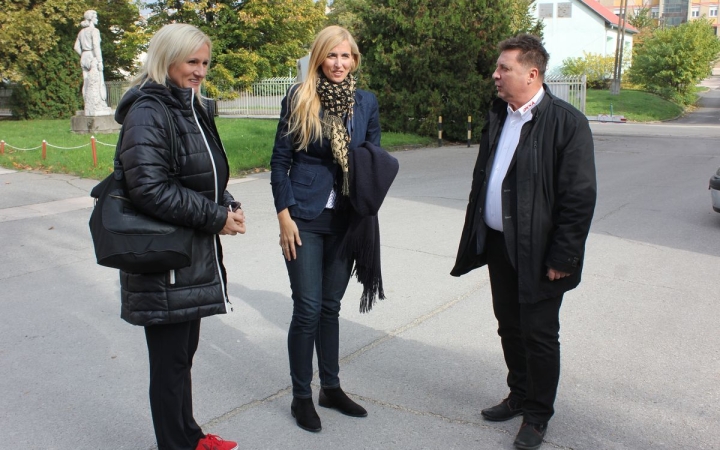 Államtitkári bejárás a sporttelepen