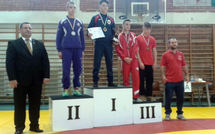 Birkózás: bronzérem a bajnokságról