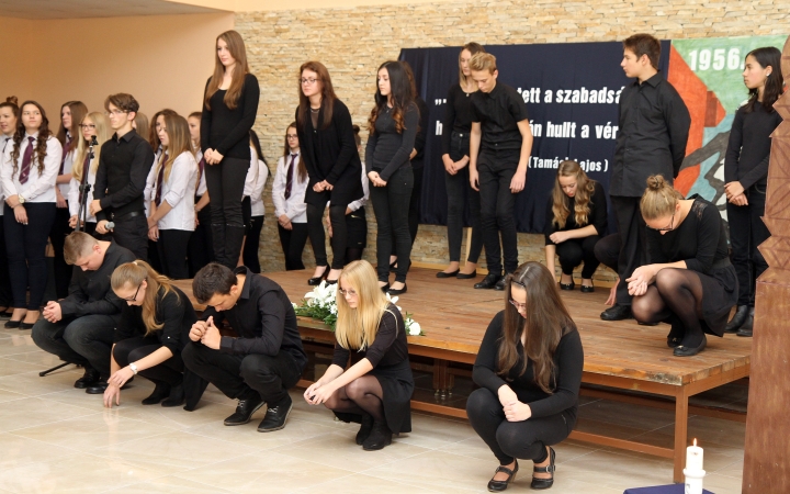 Megemlékezés a Pannon Oktatási Központban