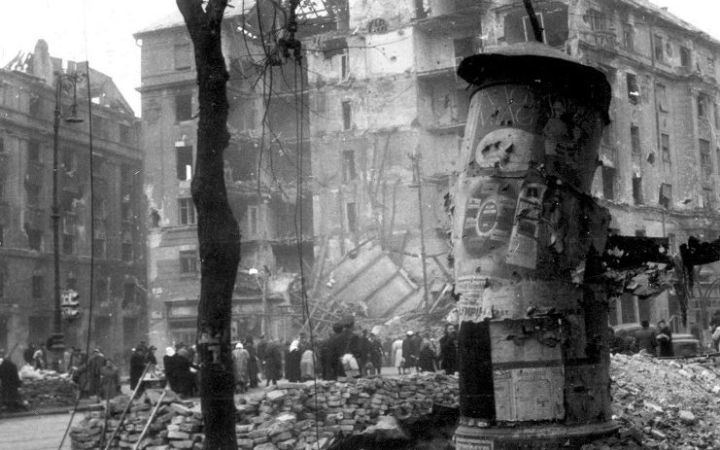 Az ikonná vált kép