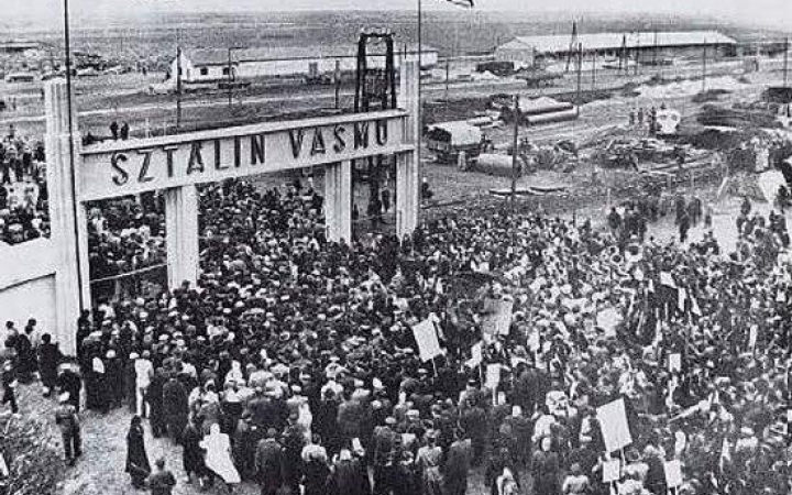 Az első véráldozat napja