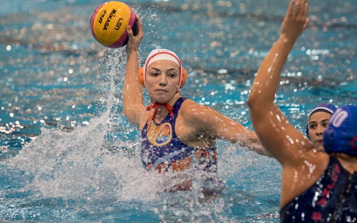 Vízilabda: kell a három pont