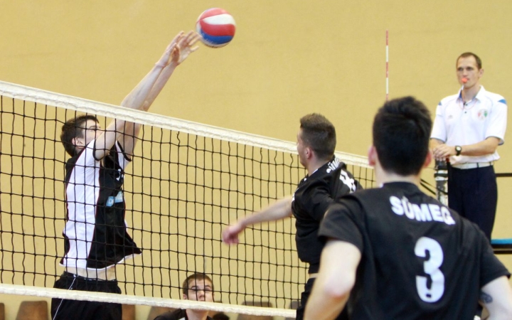 Röplabda: bravúros pontszerzés