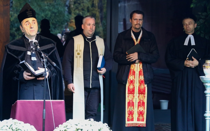 Ökomenikus megemlékezés a temetőben