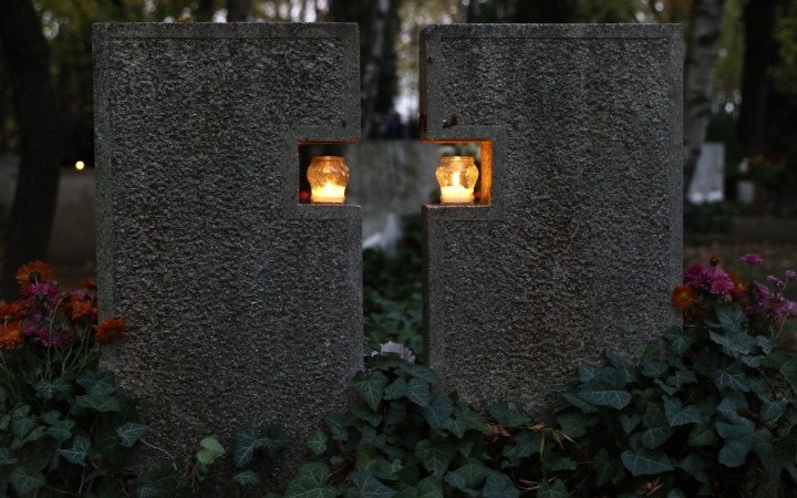 Közös ima a halottakért