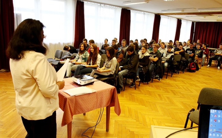 Töri verseny - Szakmai felkészítő a Dunaferr iskolában