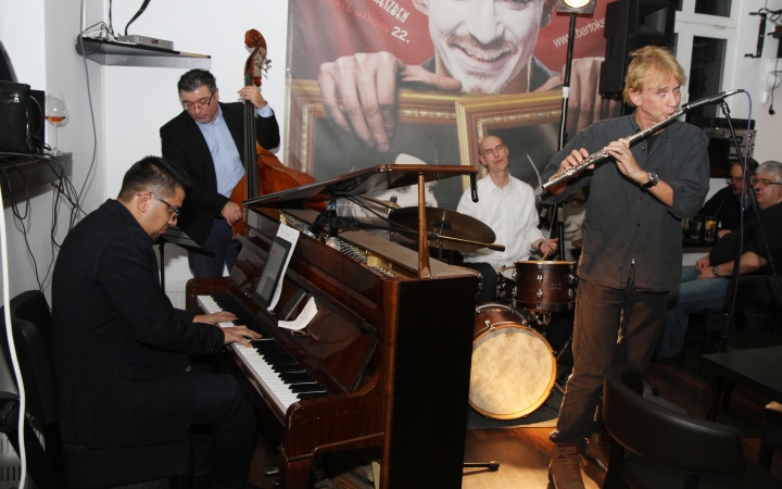 Geoff Warren Hungarian Quartet - Hangulatos koncert a Művészben