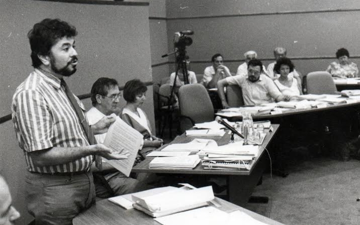 Képviselők nyomában