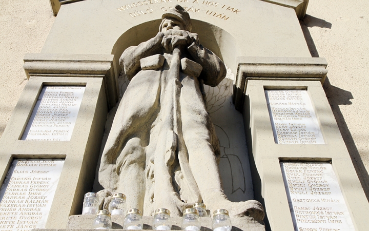 Családáldozat, Pentele, 1914-18