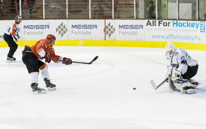 Jégkorong: ezért kár volt