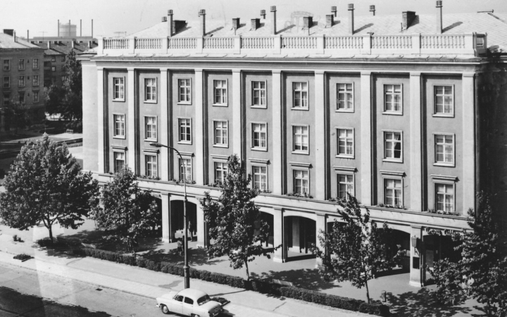 A sztálinvárosi ruhalázadás