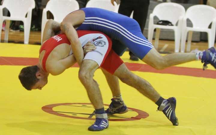 Birkózás: búcsú az élvonaltól